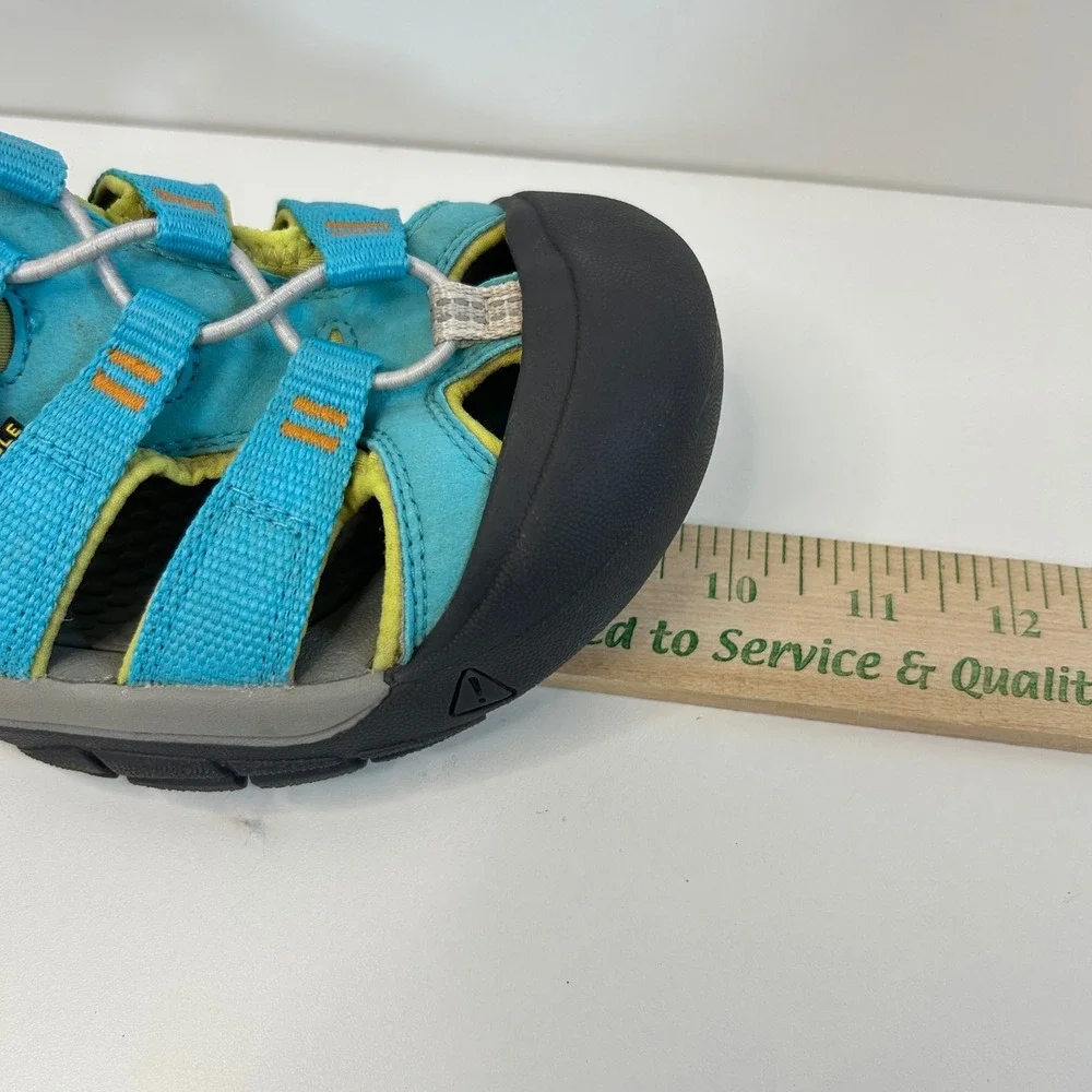 Keen Gorpcore Newport H2 Sandals Size 5 Big Kids Blue Washable Water Shoes